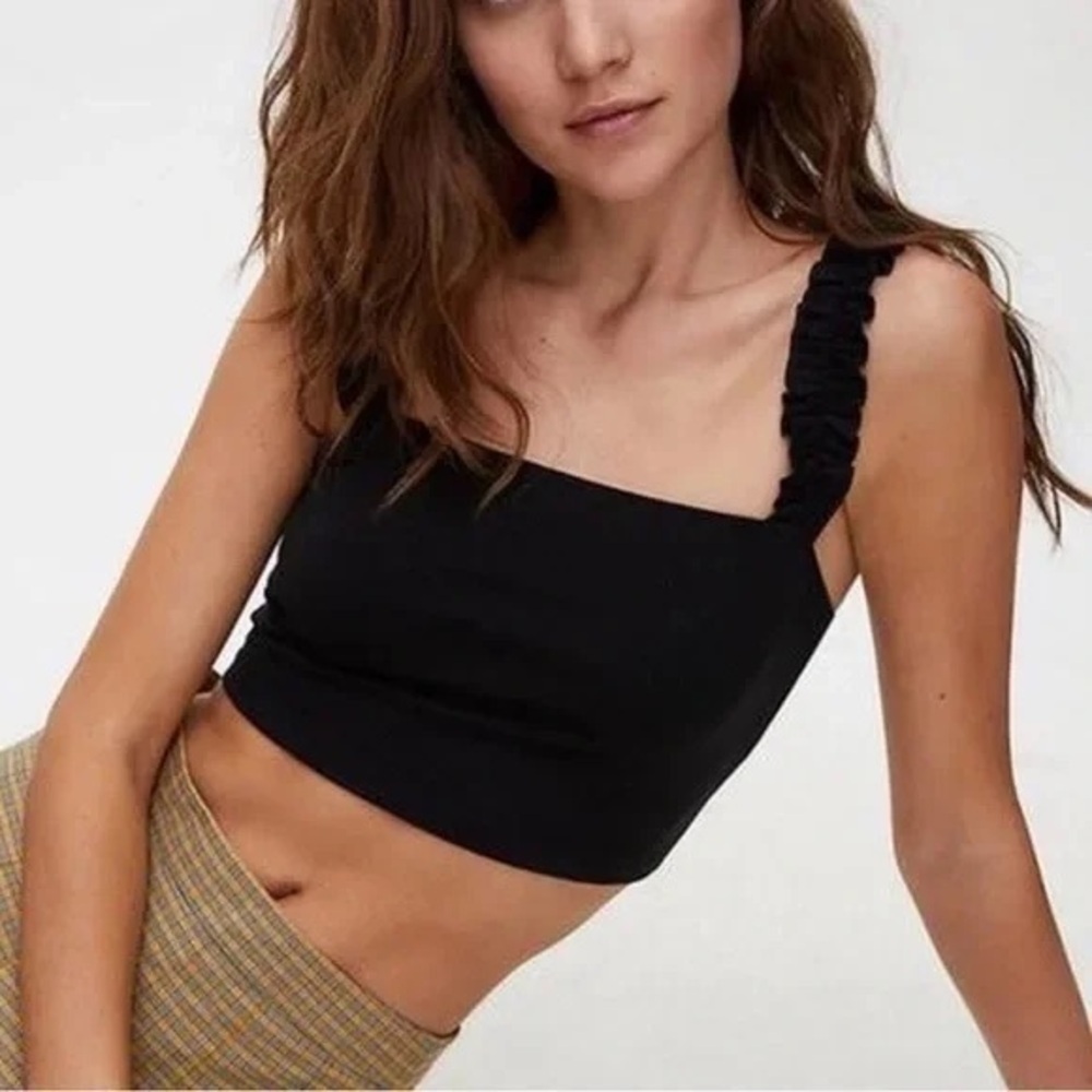 Aritzia Sunday best firecracker tank
